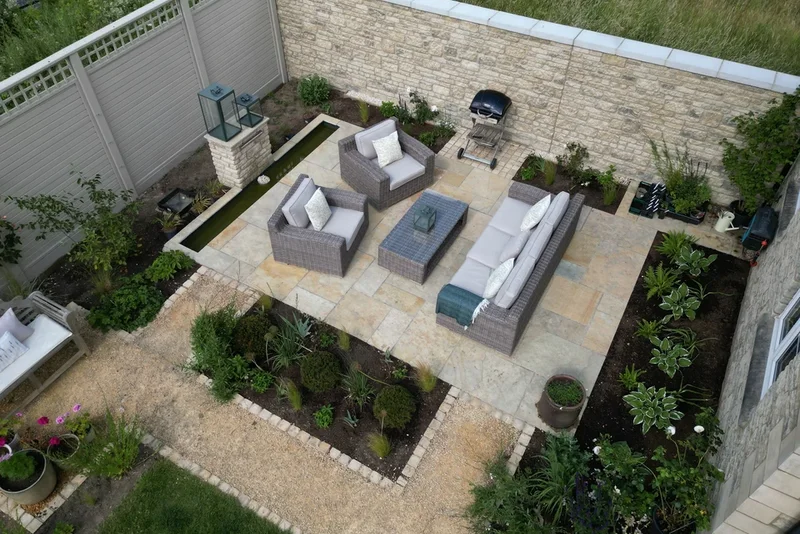 Sun-Chasing Design for a North-Facing Plot