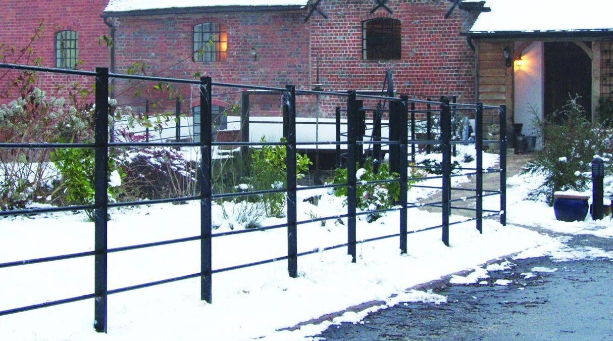 Jacksons Estate Fencing & Gates image 3