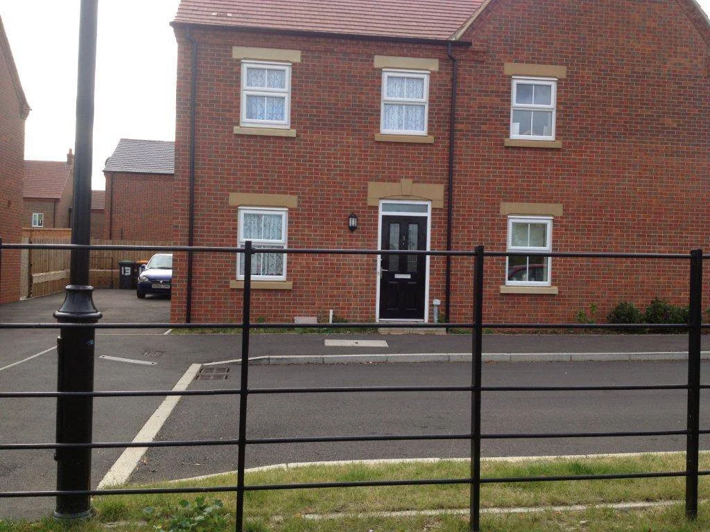 Jacksons Estate Fencing & Gates image 7