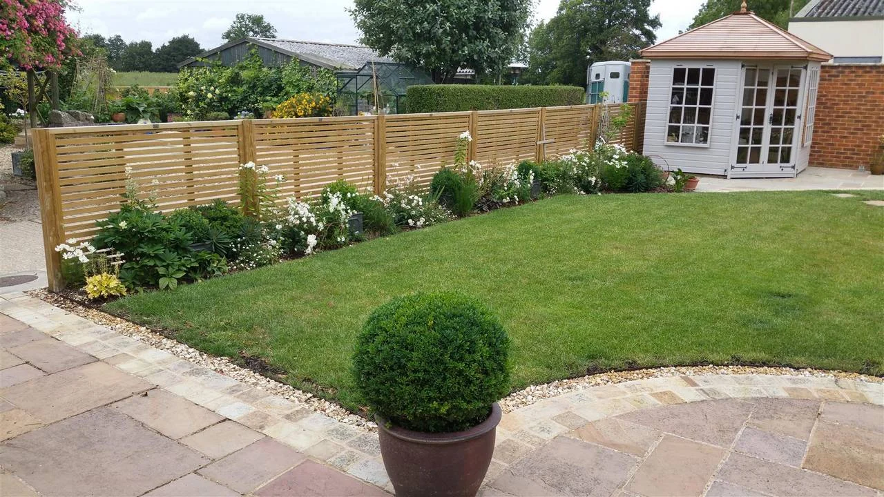 Jacksons Venetian Fencing Panels image 4