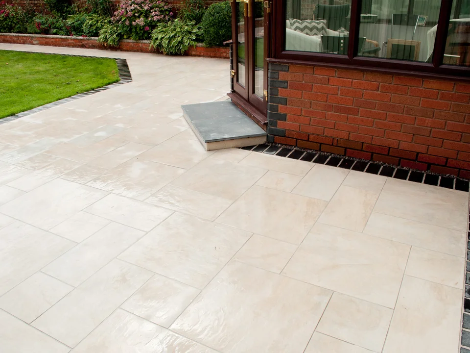 George-Stone Gardens — hard landscaping and paving