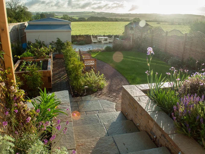 Cotswold Countryside Garden — the build