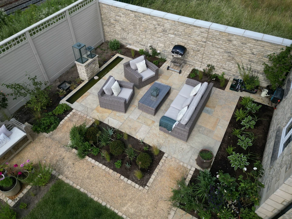 North-Facing Multi-Zone Family Space