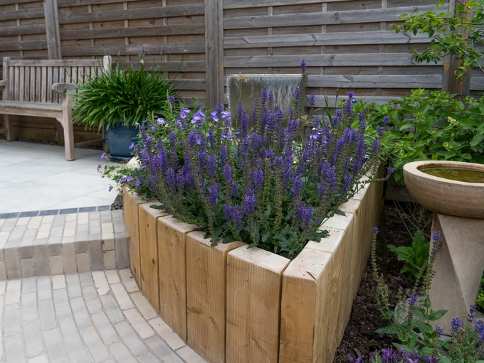 Two Outdoor Rooms — the build