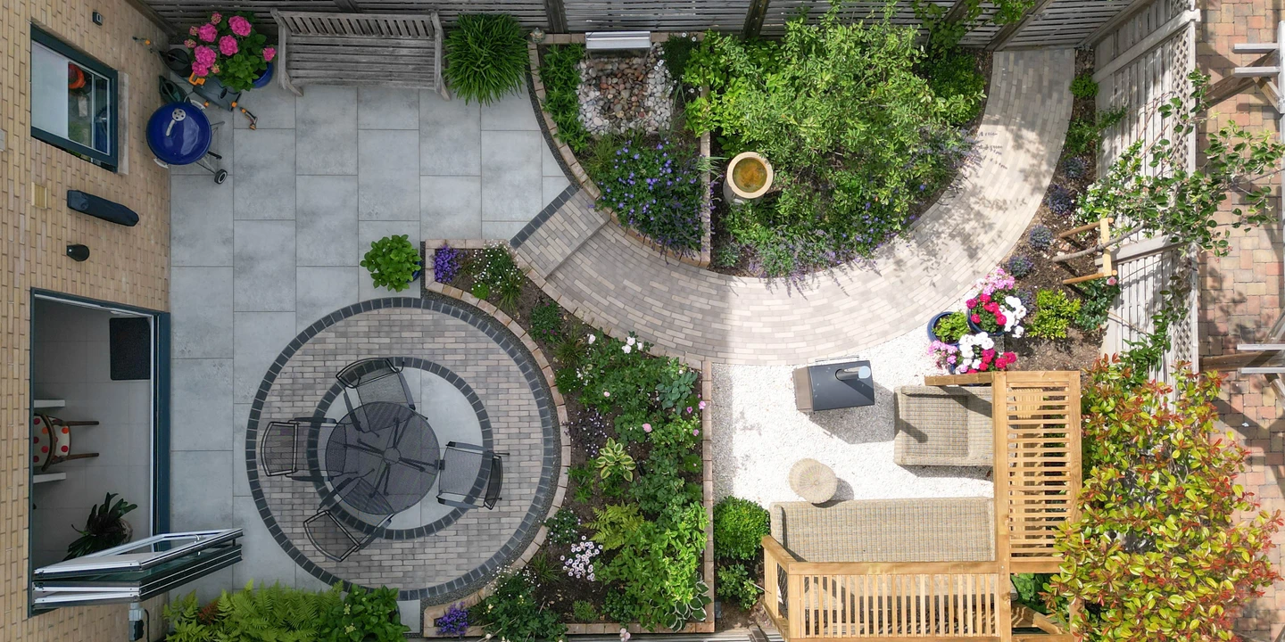 Two Outdoor Rooms