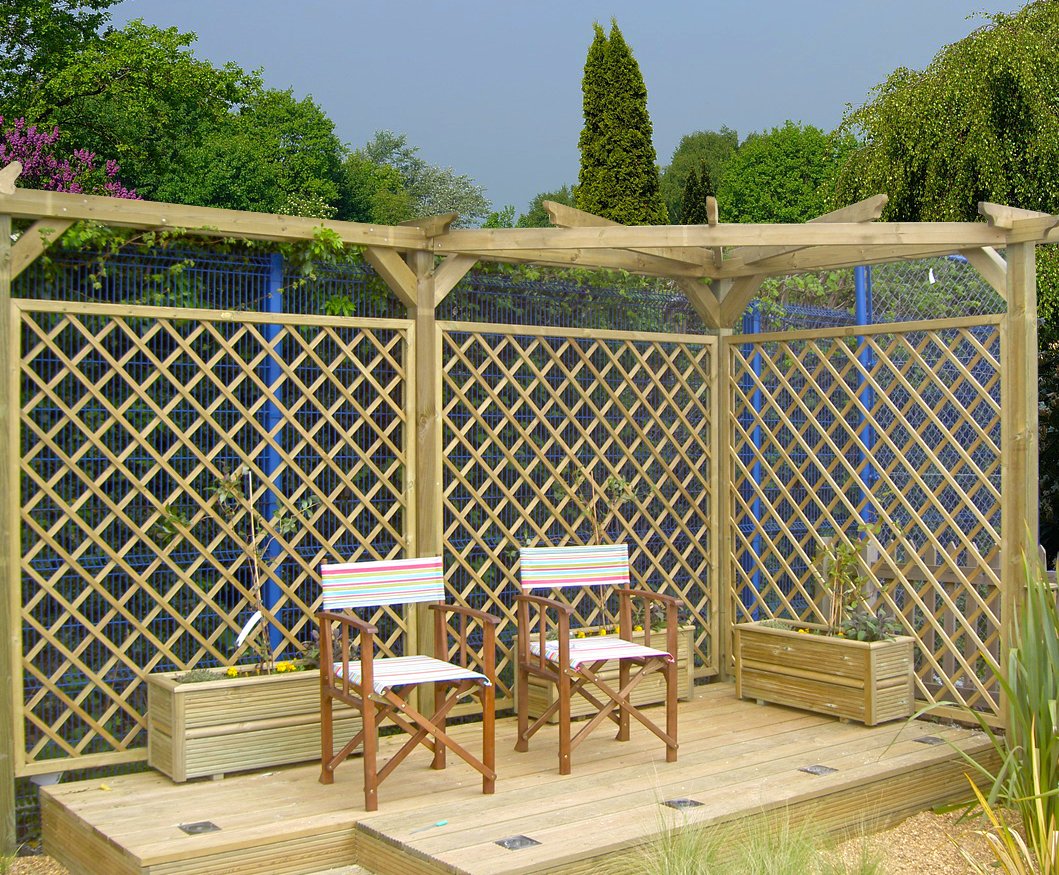 Jacksons Premier Diamond Trellis Panels : George-Stone Gardens