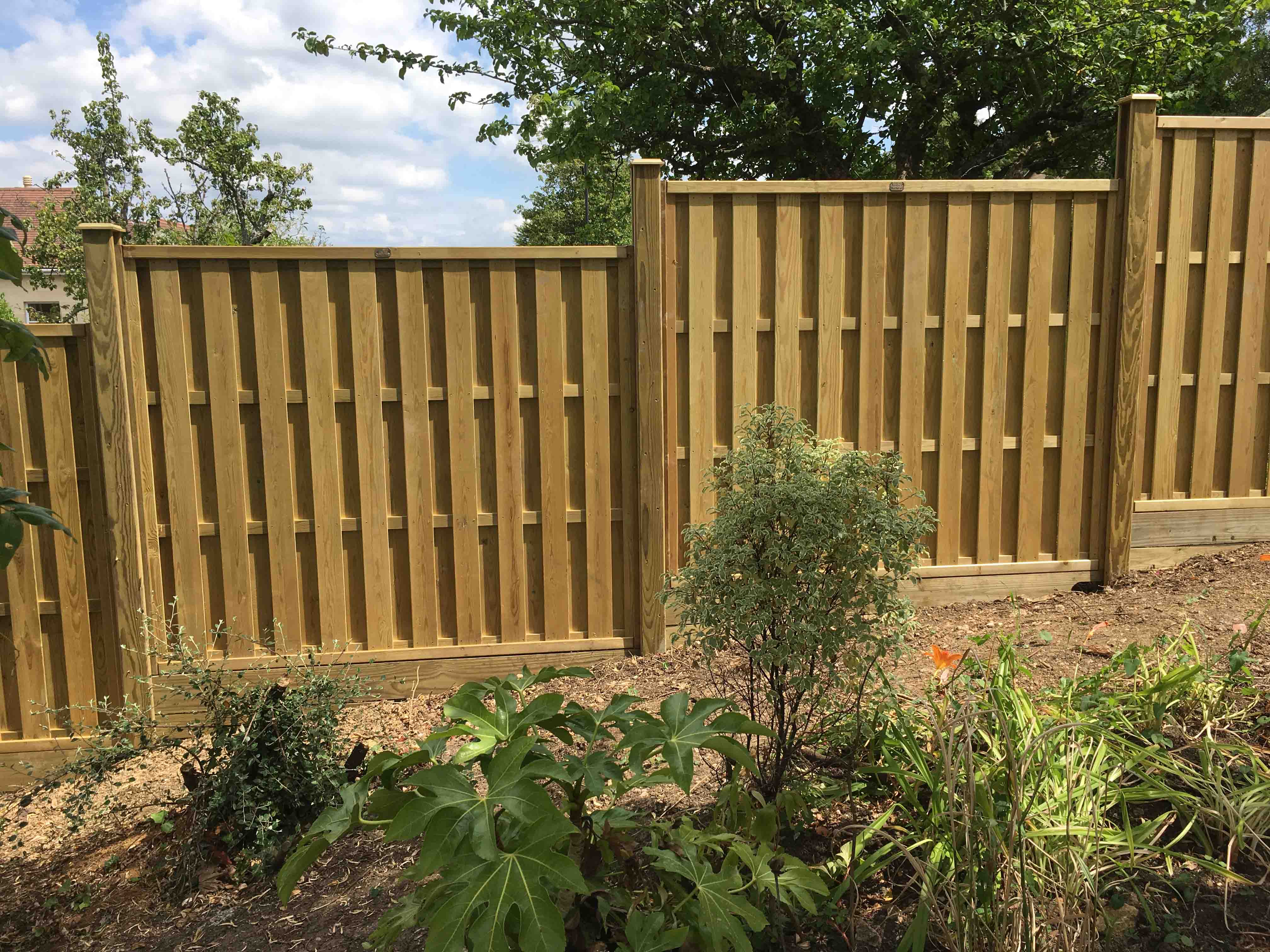 Jacksons Hit And Miss Fence Panels Gardens