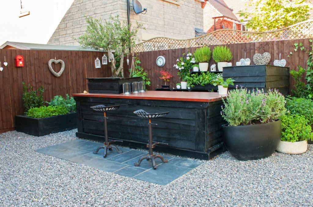 innovative small garden with outside bar innovative small garden with outside bar